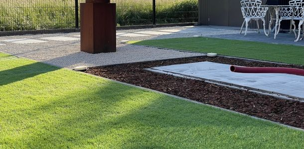 Kunstgras leggen in het najaar